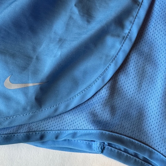 Nike Women's Dri-FIT Running Shorts - Picture 9 of 10